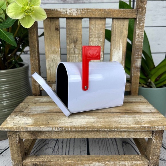 Target Other - Target Bullseye Valentine's Day Tin Mailbox